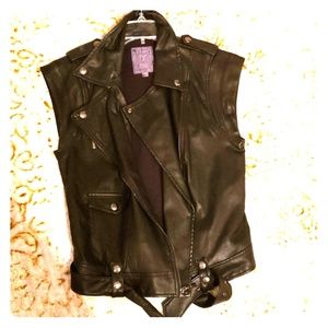 Guess pleather moto vest M
